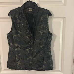 Camo nylon and polyester vest by Shape